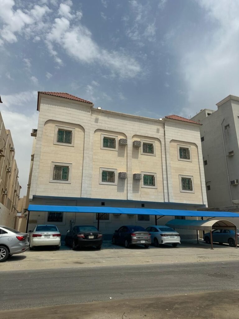 عمارة بالدمام بحي النور – فرصة استثمارية بدخل ممتاز وموقع حيوي